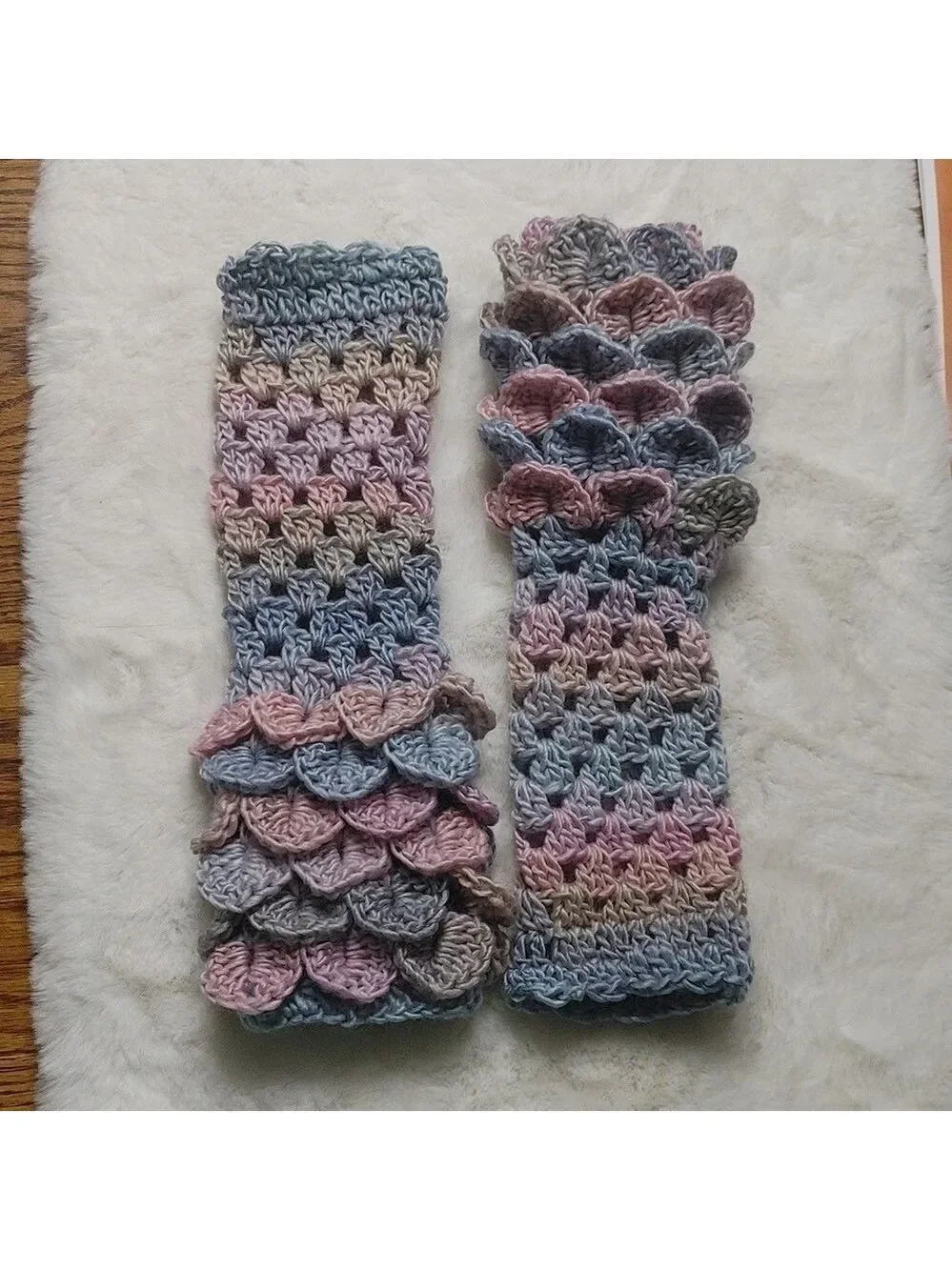 Wool/Viscose Handmade Fingerless Dragonscale Texting Gloves Pastel Rainbow